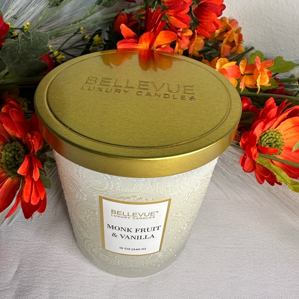 Bellevue Double Wick 12 oz Luxury Candle MONK FRUIT & VANILLA ~ New! - Picture 13 of 13